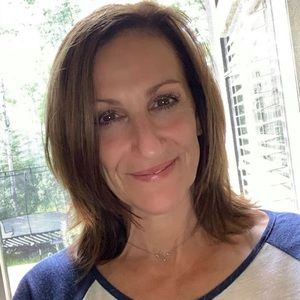 Meet your Posher, Suzanne